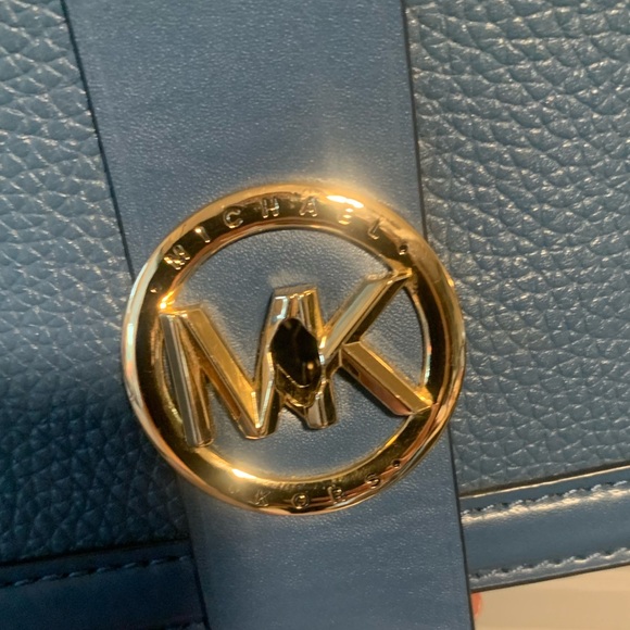 NWT MICHAEL KORS Triple Gusset Chambray Leather Crossbody Bag  dust bag - Picture 10 of 15